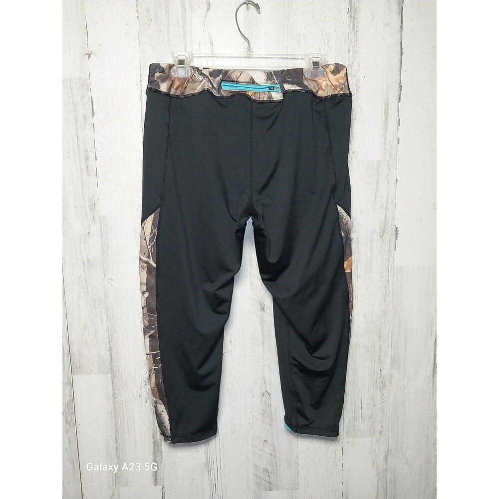 Legendary Women's Large Black And Camo Leggings - Picture 4 of 8